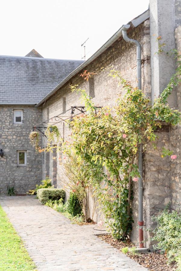 Authentic By Balladins - Domaine Malar Guillerval Exterior photo